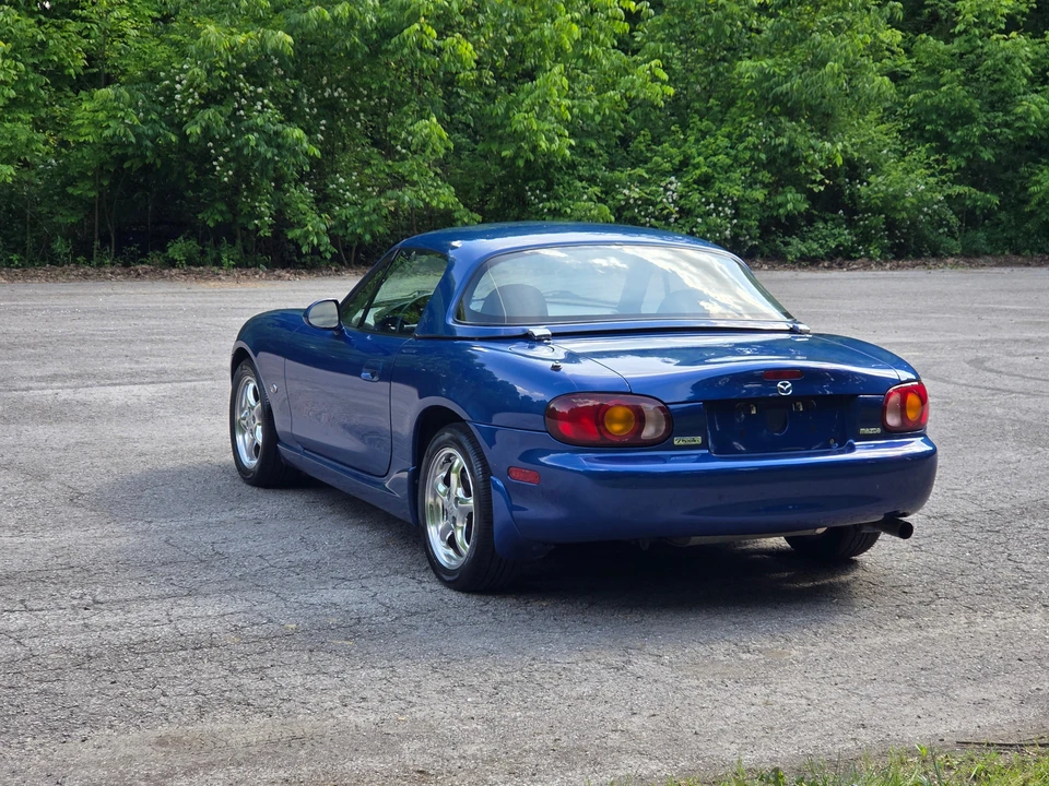 1999 Mazda NB MX-5 Miata - Image 16 of 31
