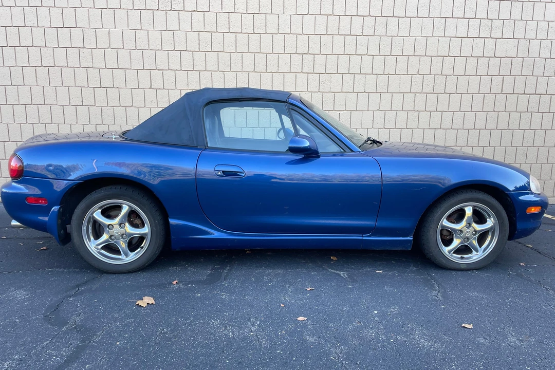 1999 Mazda NB MX-5 Miata - Image 3 of 31
