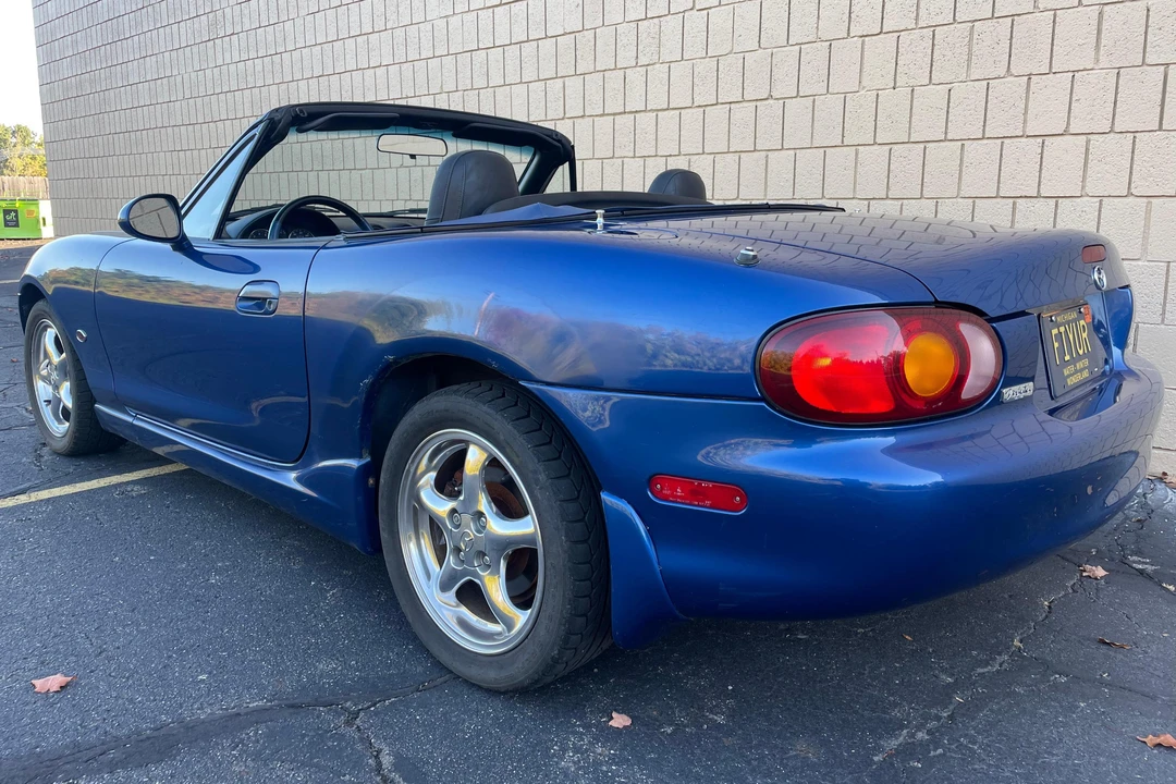 1999 Mazda NB MX-5 Miata - Image 4 of 31