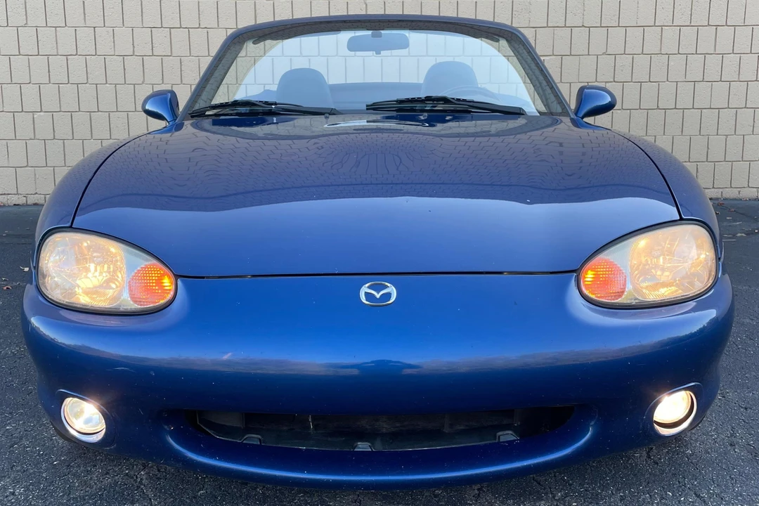 1999 Mazda NB MX-5 Miata - Image 2 of 31