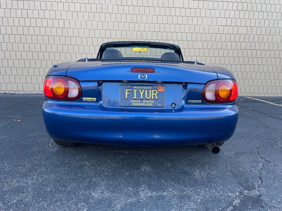 1999 Mazda NB MX-5 Miata - Image 8 of 31