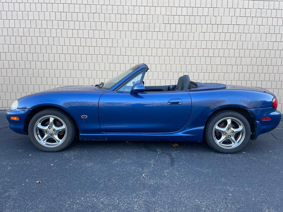 1999 Mazda NB MX-5 Miata - Image 7 of 31