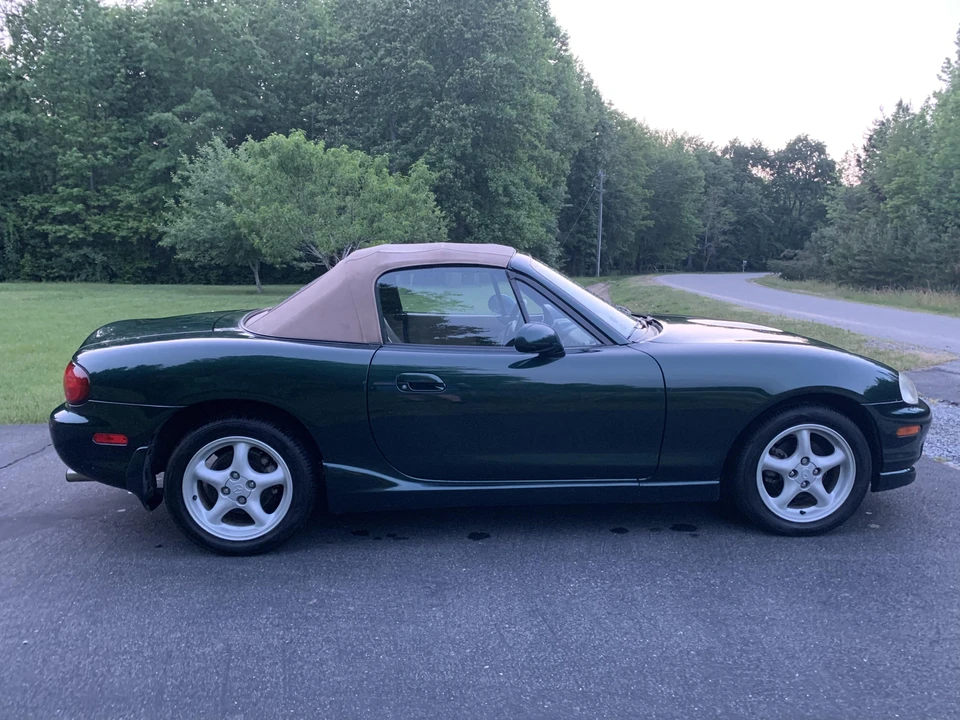 1999 Mazda NB MX-5 Miata - Image 19 of 31