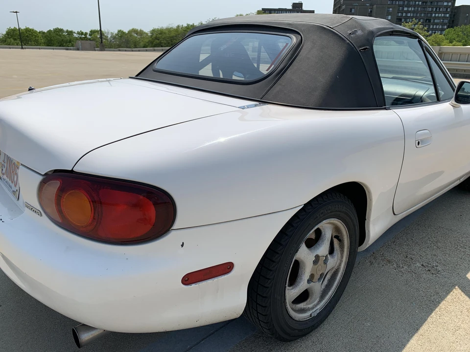 1999 Mazda NB MX-5 Miata - Image 24 of 31