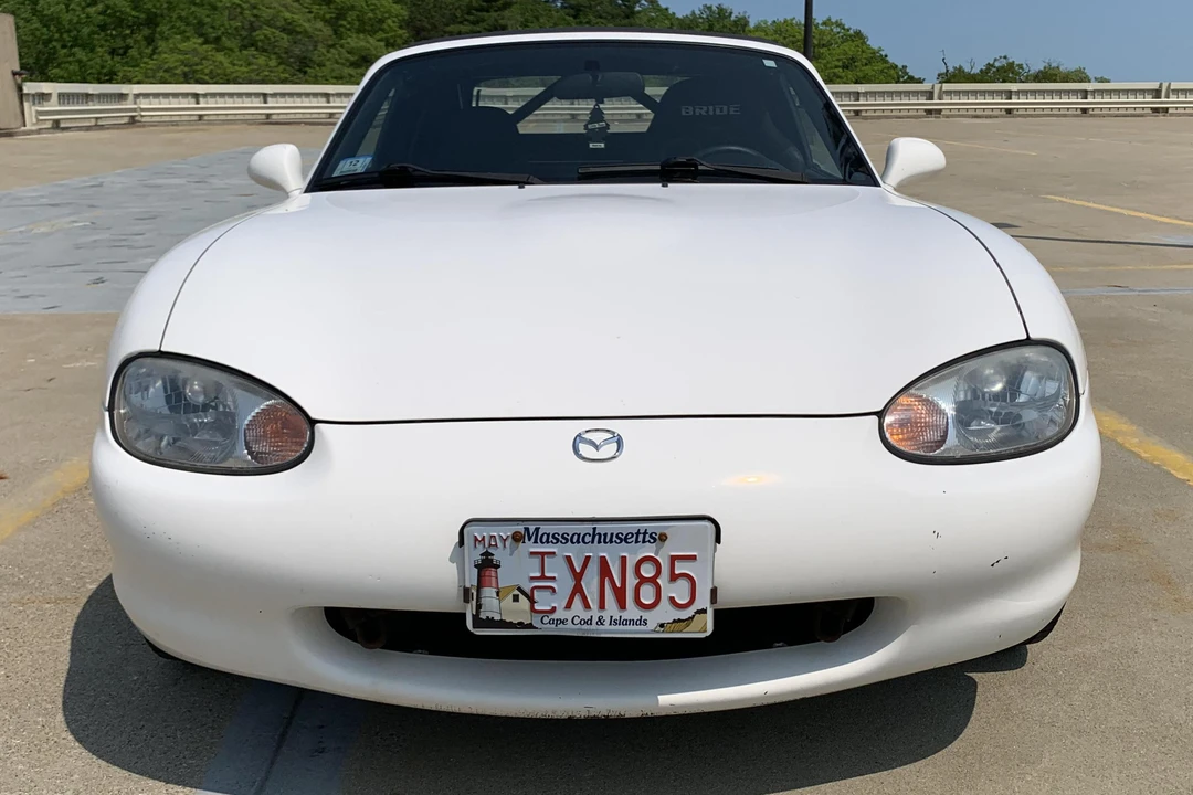 1999 Mazda NB MX-5 Miata - Image 2 of 31