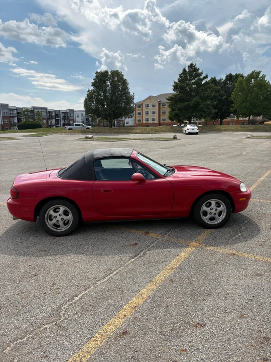 1999 Mazda NB MX-5 Miata - Image 13 of 31