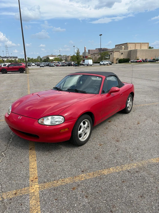 1999 Mazda NB MX-5 Miata - Image 7 of 31