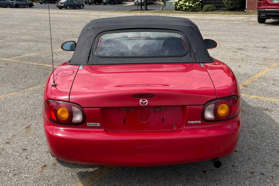 1999 Mazda NB MX-5 Miata - Image 5 of 31
