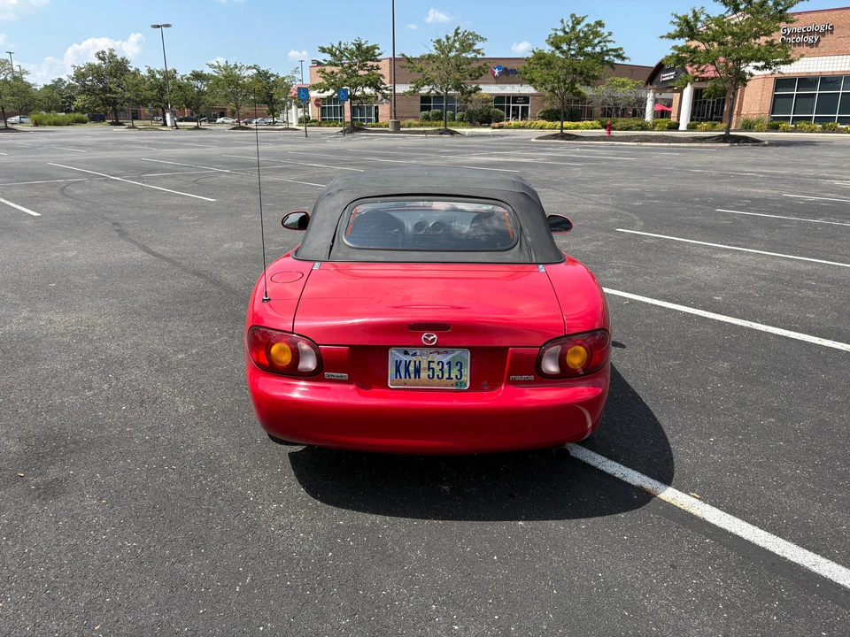 1999 Mazda NB MX-5 Miata - Image 10 of 31