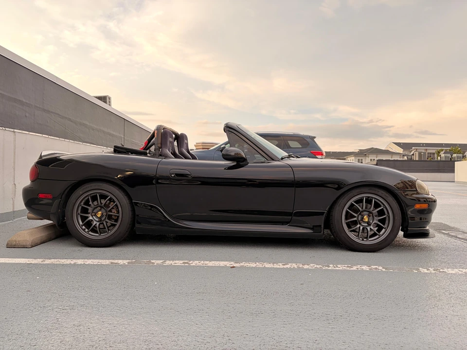 1999 Mazda NB MX-5 Miata - Image 17 of 31