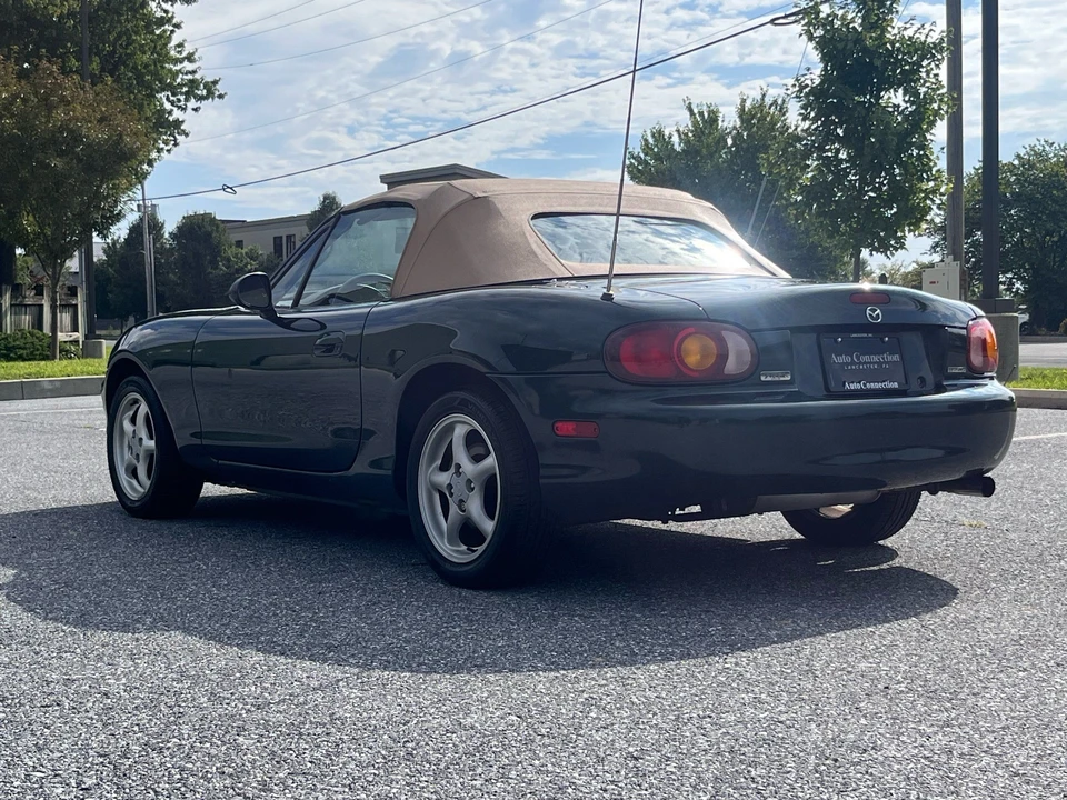 1999 Mazda NB MX-5 Miata - Image 5 of 24
