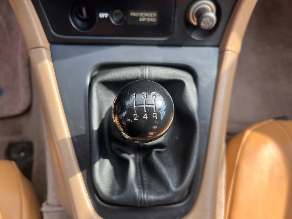 1999 Mazda NB MX-5 Miata - Image 16 of 24