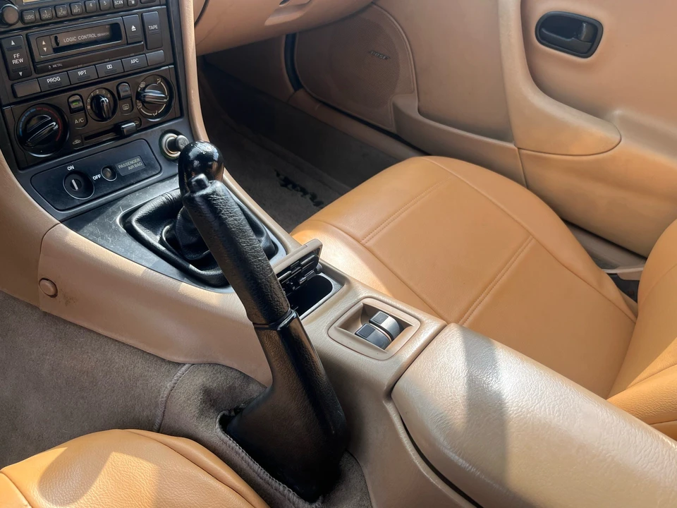 1999 Mazda NB MX-5 Miata - Image 17 of 24