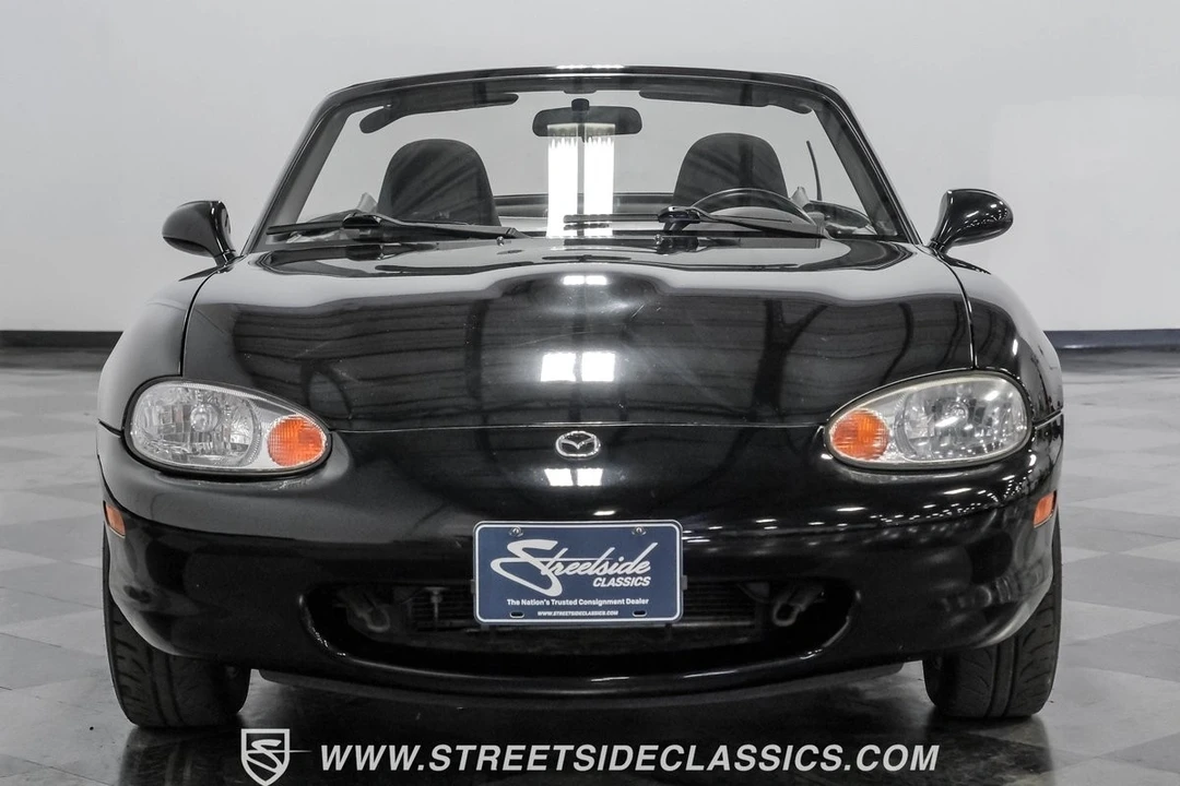 1999 Mazda NB MX-5 Miata - Image 18 of 21