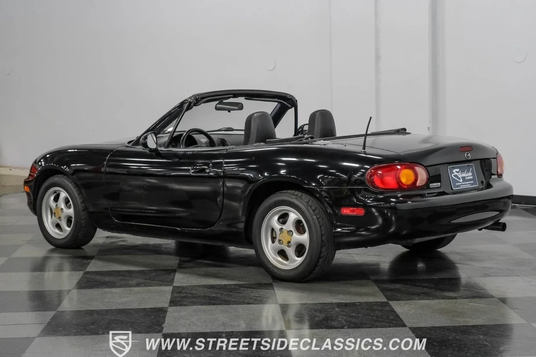 1999 Mazda NB MX-5 Miata - Image 8 of 12