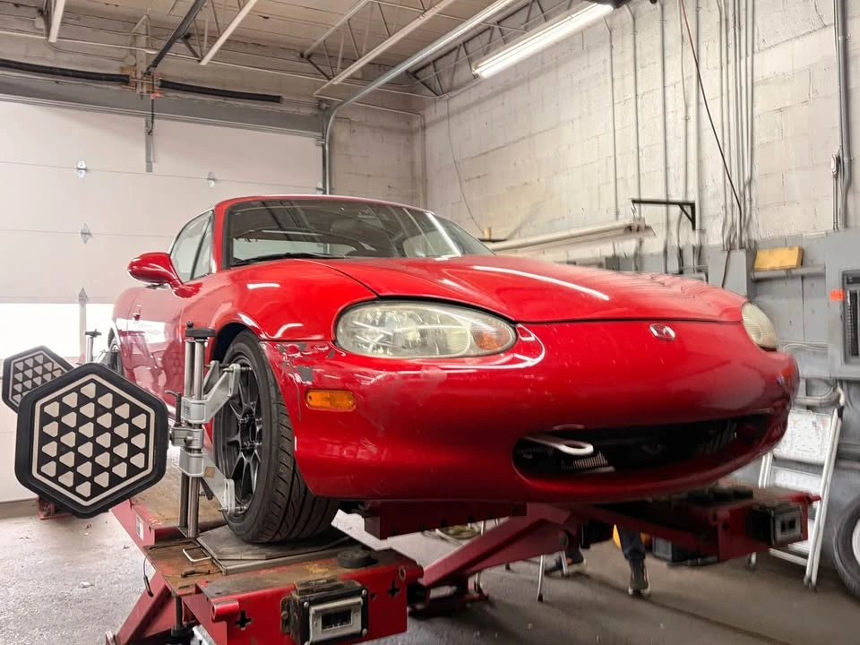 1999 Mazda NB MX-5 Miata - Image 3 of 13