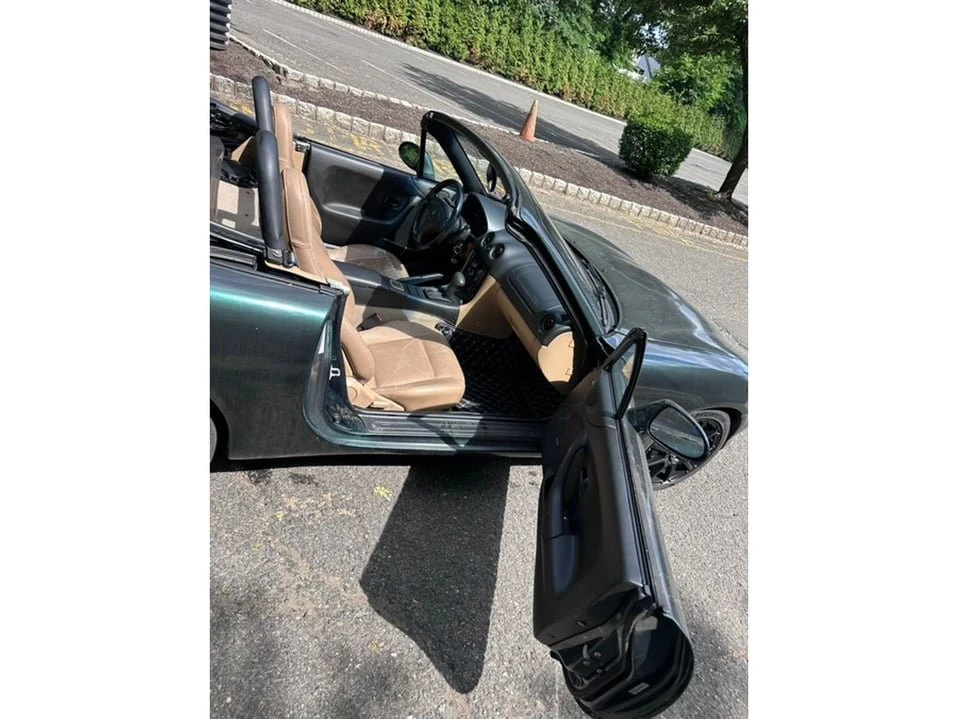 1999 Mazda NB MX-5 Miata - Image 18 of 20