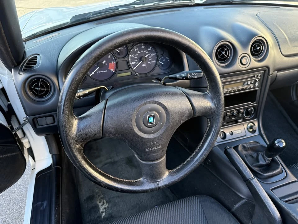 1999 Mazda NB MX-5 Miata - Image 9 of 18