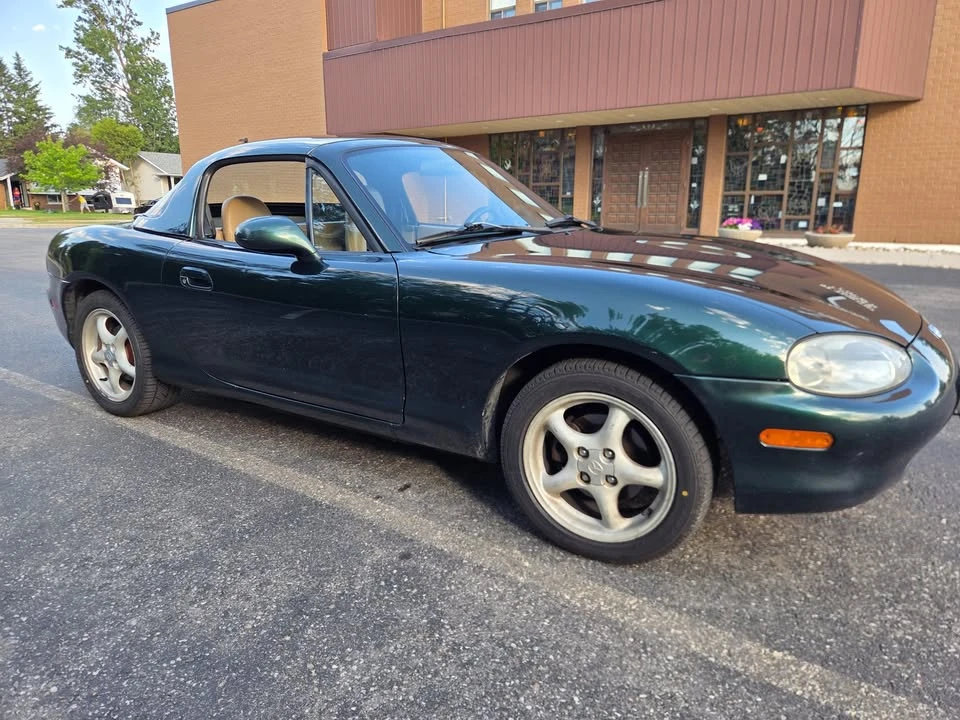 1999 Mazda NB MX-5 Miata - Image 4 of 9