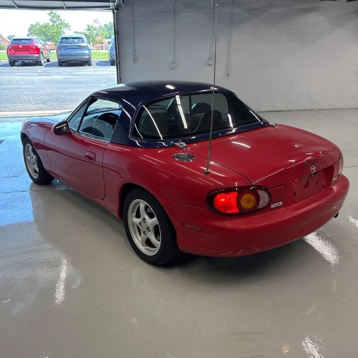 1999 Mazda NB MX-5 Miata - Image 3 of 20