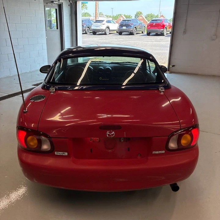 1999 Mazda NB MX-5 Miata - Image 6 of 20