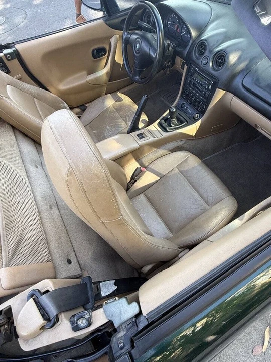 1999 Mazda NB MX-5 Miata - Image 13 of 15
