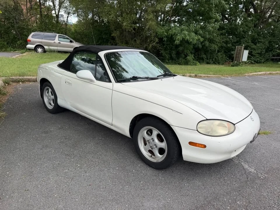 1999 Mazda NB MX-5 Miata - Image 4 of 14