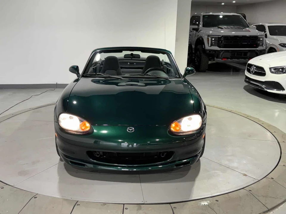 1999 Mazda NB MX-5 Miata - Image 2 of 12