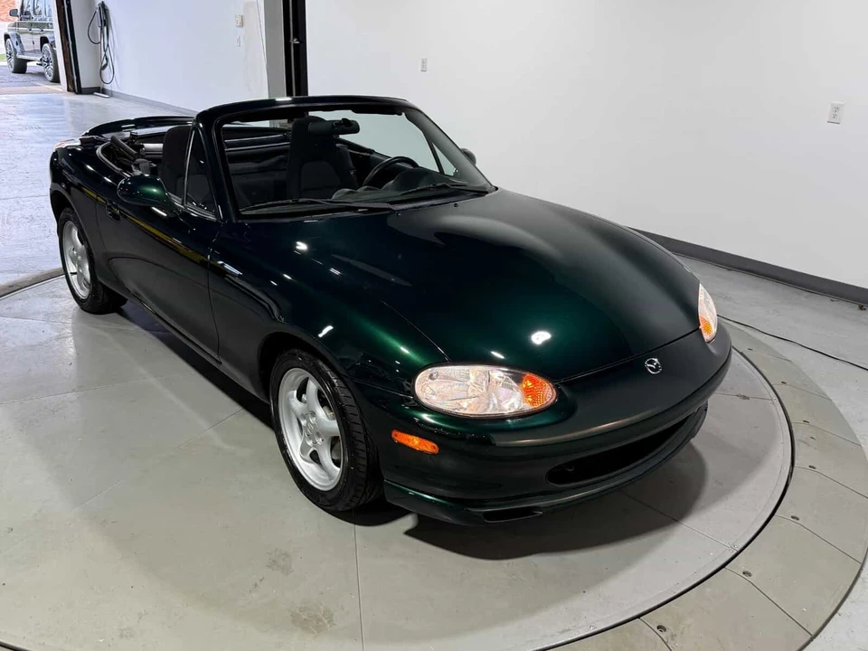 1999 Mazda NB MX-5 Miata - Image 3 of 12
