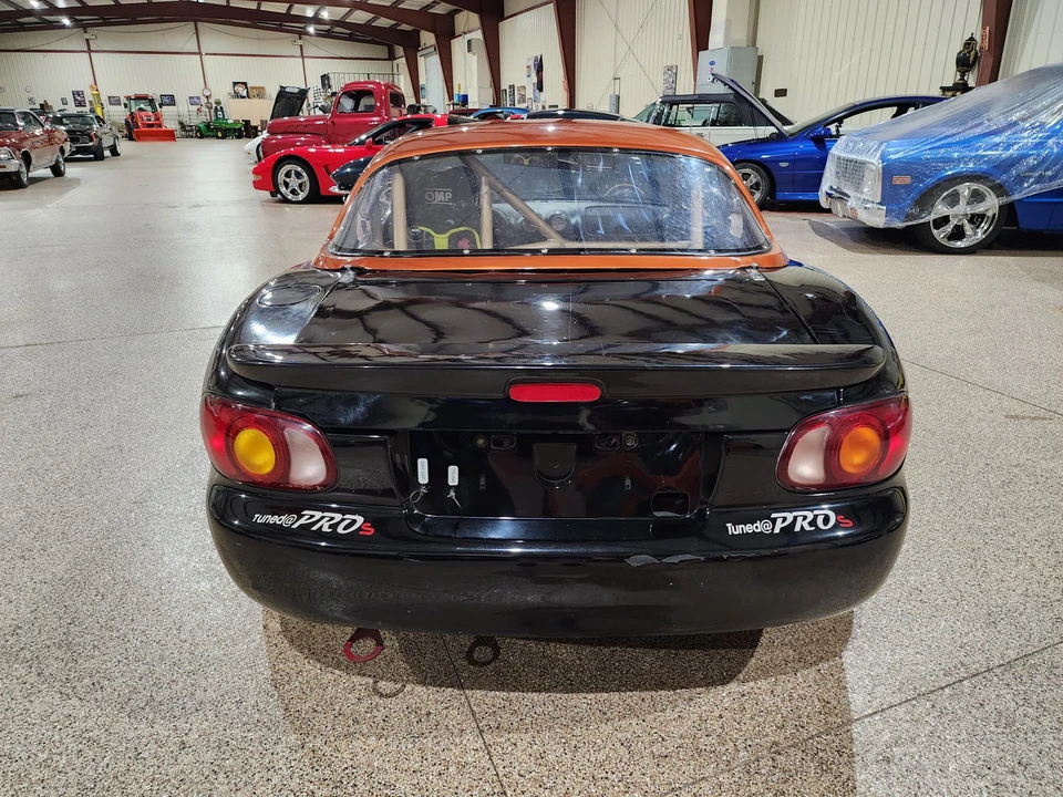 1999 Mazda NB MX-5 Miata - Image 11 of 31