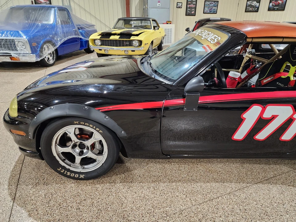 1999 Mazda NB MX-5 Miata - Image 25 of 31