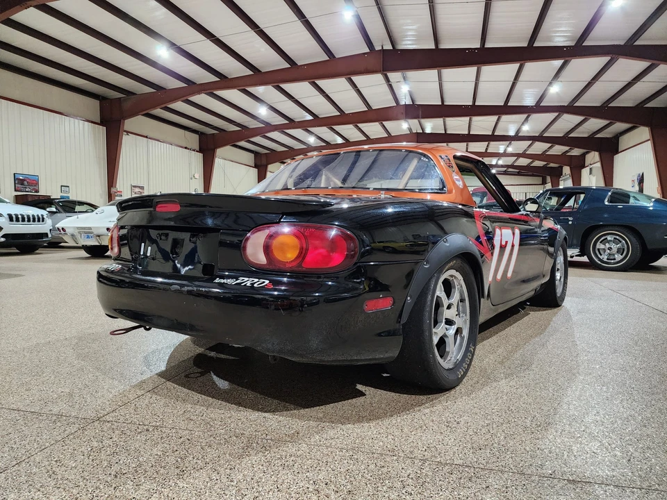 1999 Mazda NB MX-5 Miata - Image 14 of 31