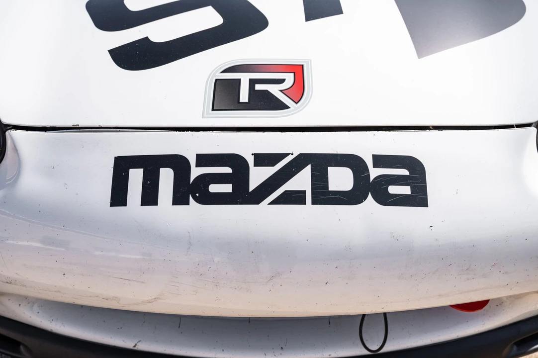 1999 Mazda NB MX-5 Miata - Image 12 of 31