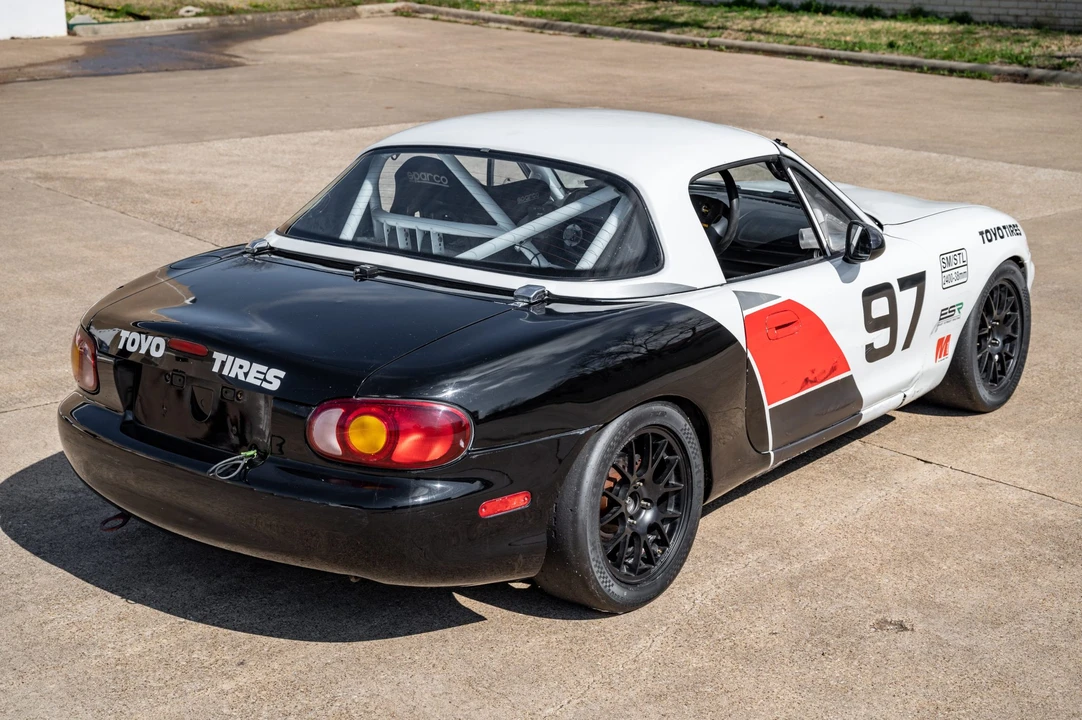 1999 Mazda NB MX-5 Miata - Image 6 of 31