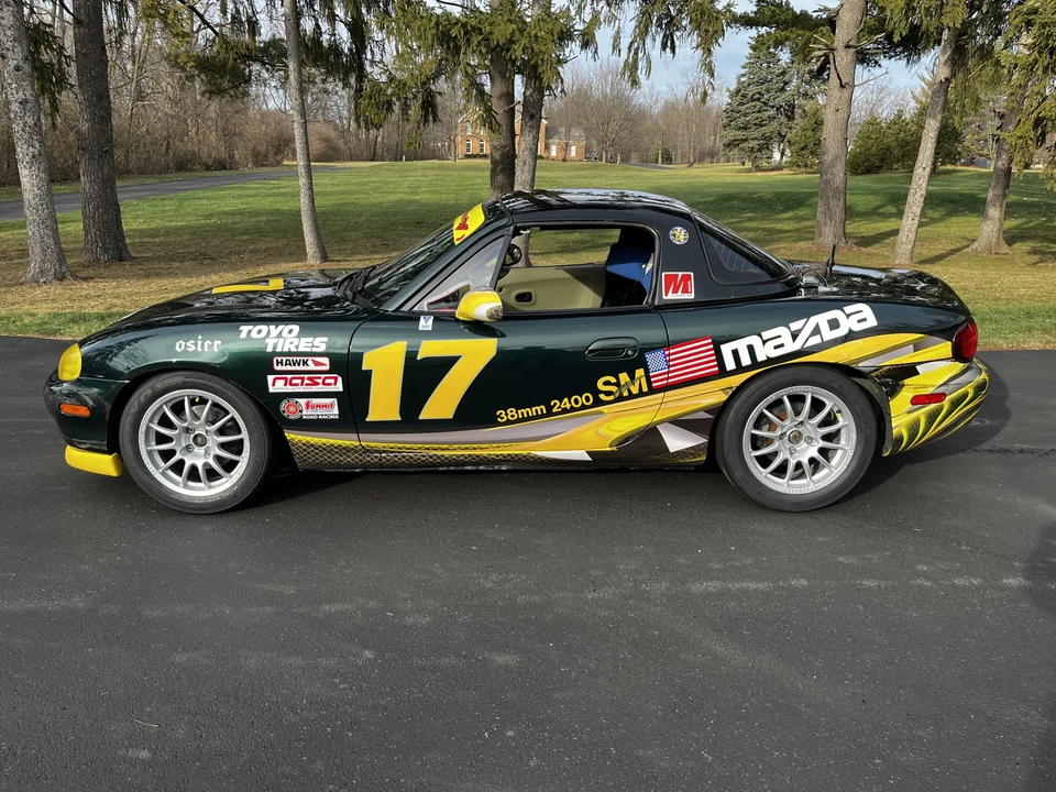 1999 Mazda NB MX-5 Miata - Image 5 of 31