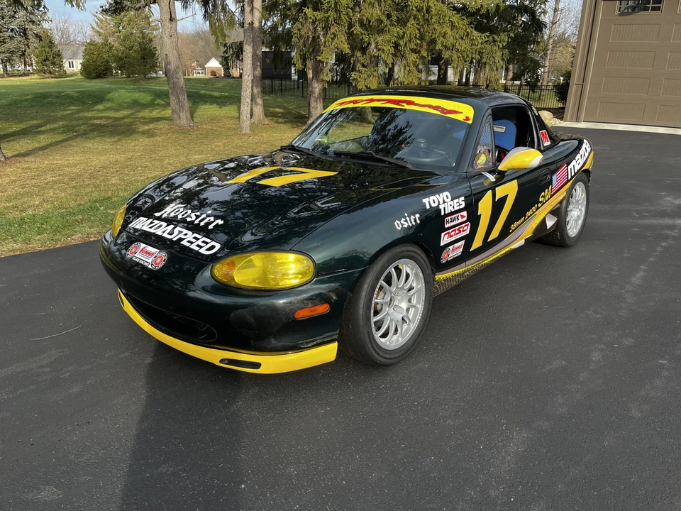 1999 Mazda NB MX-5 Miata - Image 4 of 31