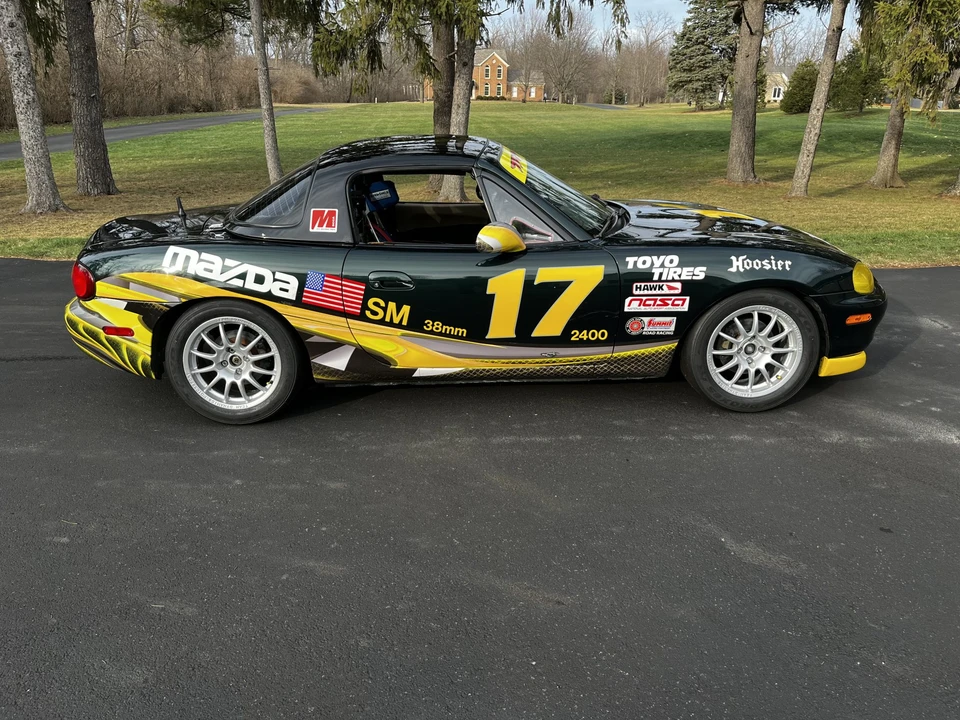 1999 Mazda NB MX-5 Miata - Image 9 of 31