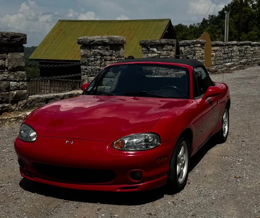 1999 Mazda NB MX-5 Miata - Image 2 of 20