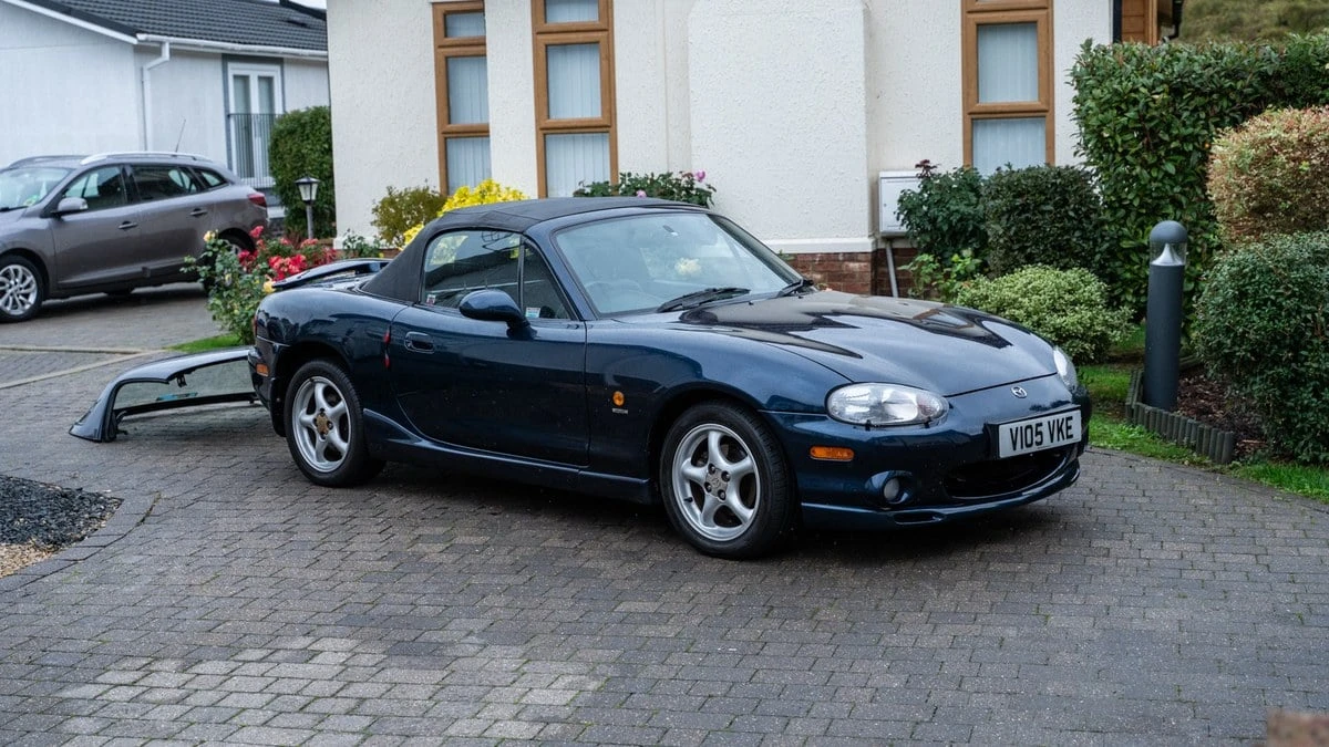 1999 Mazda NB MX-5 Miata - Image 3 of 30