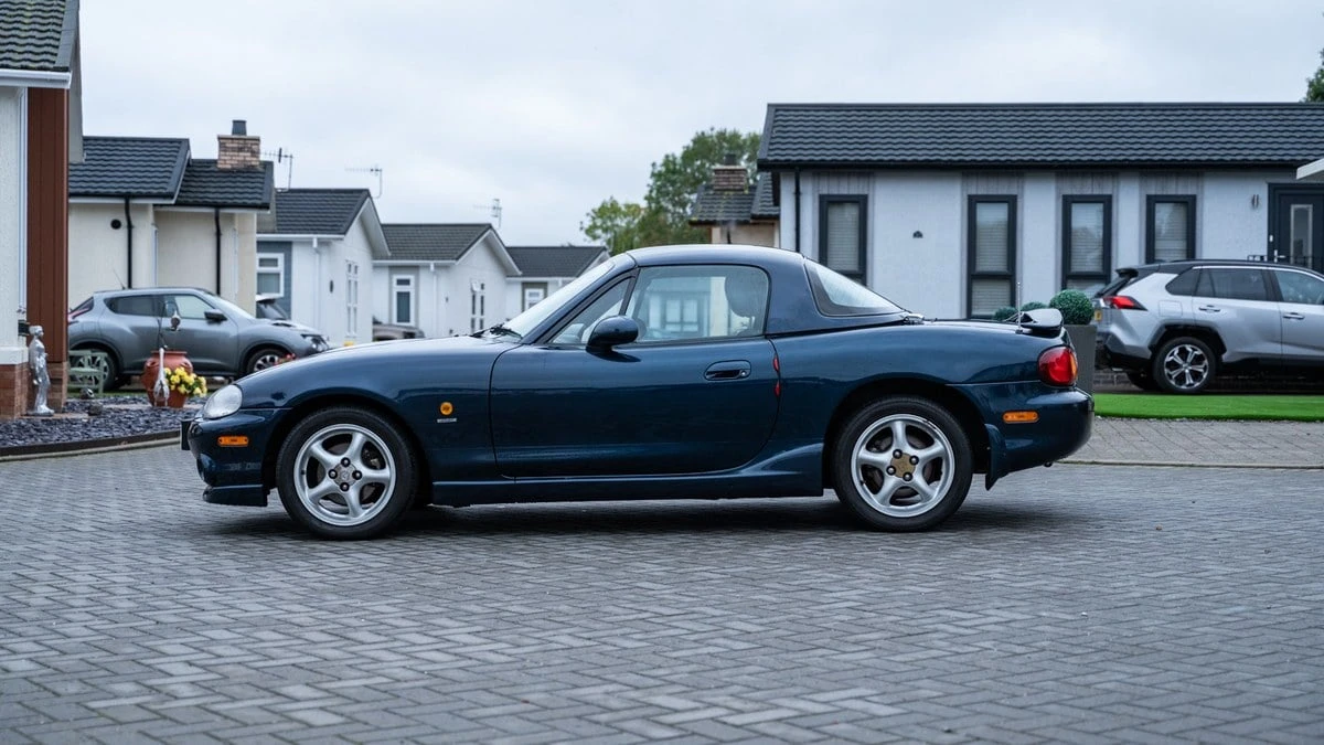 1999 Mazda NB MX-5 Miata - Image 13 of 30