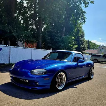 1999 Mazda MX-5 Miata 10th Anniversary Edition