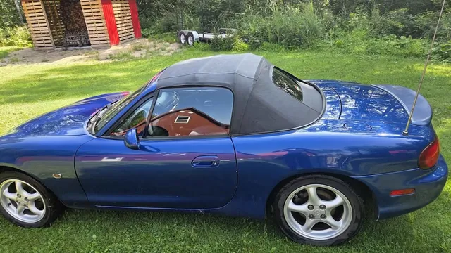 1999 Mazda MX-5