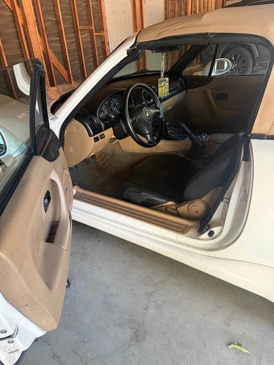 1999 Mazda NB MX-5 Miata - Image 5 of 8