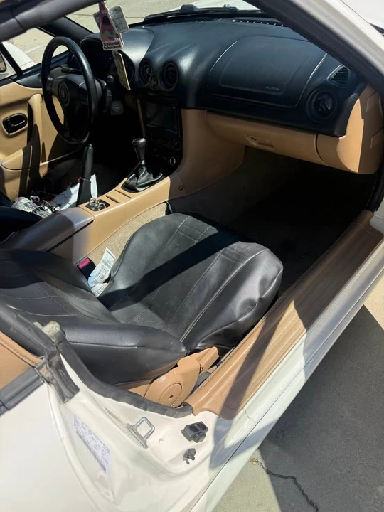 1999 Mazda NB MX-5 Miata - Image 8 of 8