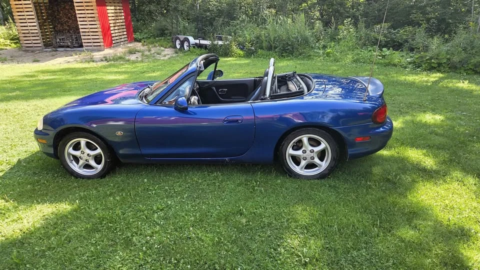 1999 Mazda NB MX-5 Miata - Image 3 of 7