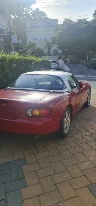 1999 Mazda NB MX-5 Miata - Image 5 of 19