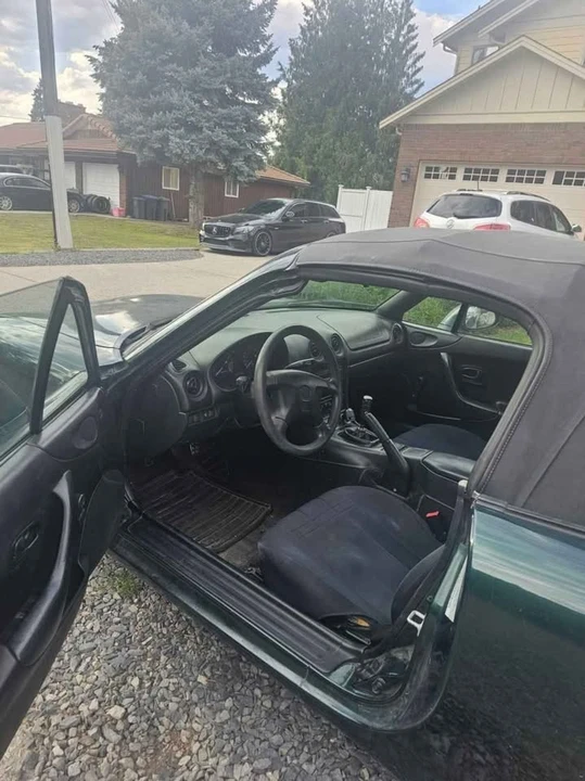 1999 Mazda NB MX-5 Miata - Image 4 of 6