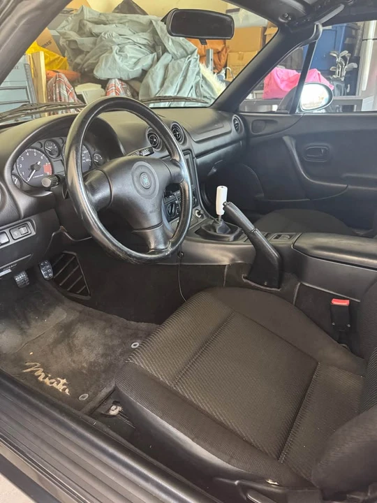1999 Mazda NB MX-5 Miata - Image 4 of 7