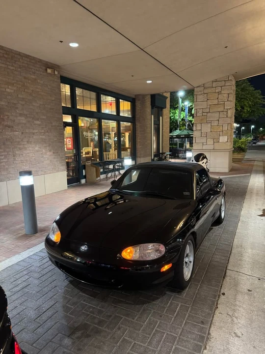 1999 Mazda NB MX-5 Miata - Image 6 of 7