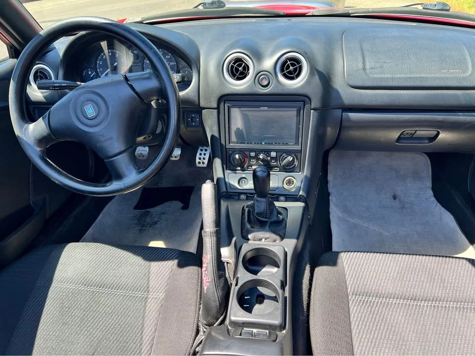 1999 Mazda NB MX-5 Miata - Image 10 of 13